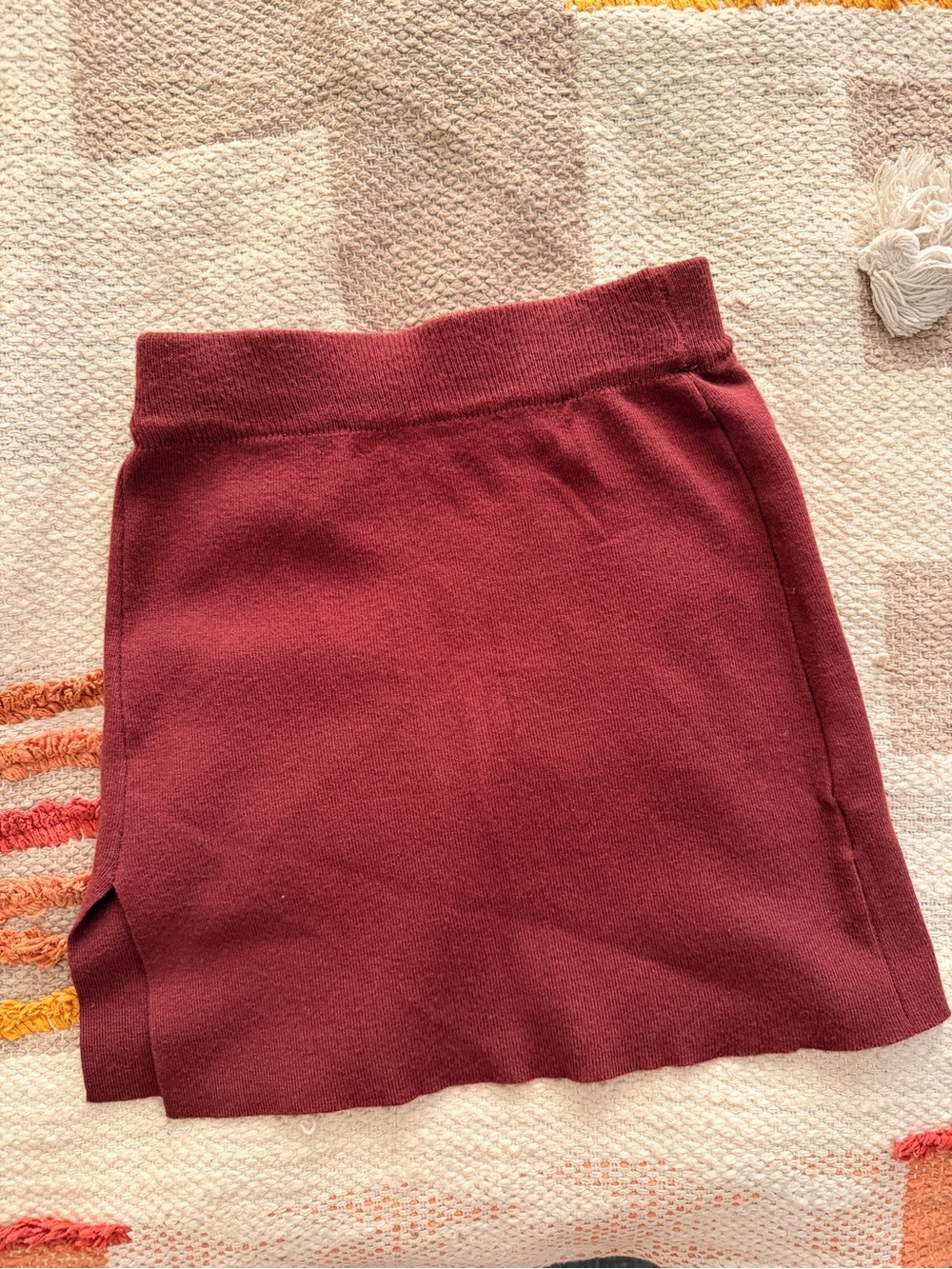 Women's Knit Mini Skirt in Deep Wine